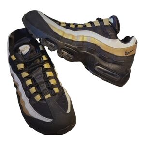 NIKE Air Max 95 Black Metallic Gold Running Shoes sz 6.5
